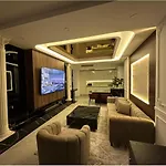 Royal Suite In Sinpas Queen 40F