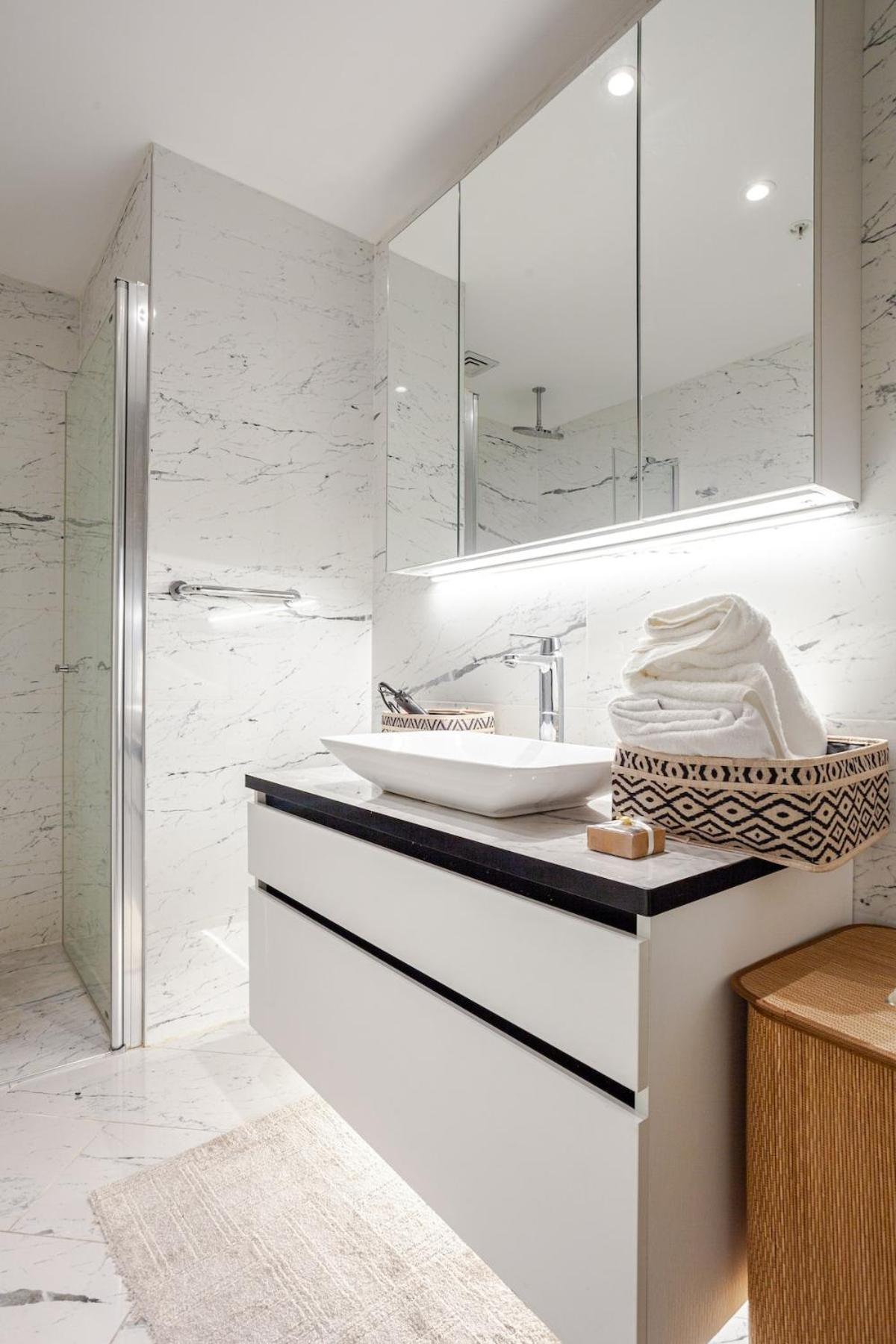 Royal In Sinpas Queen 40f Daire *