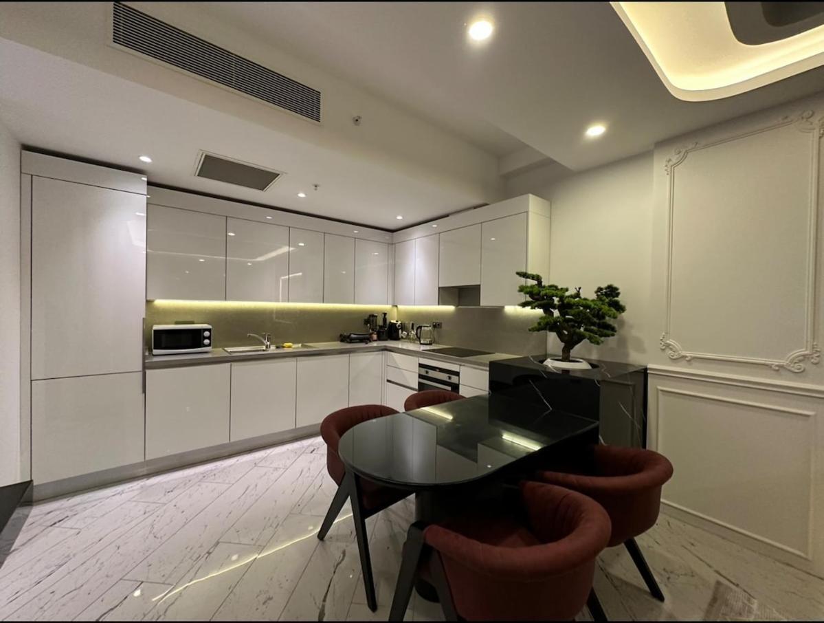 Royal In Sinpas Queen 40f Daire *